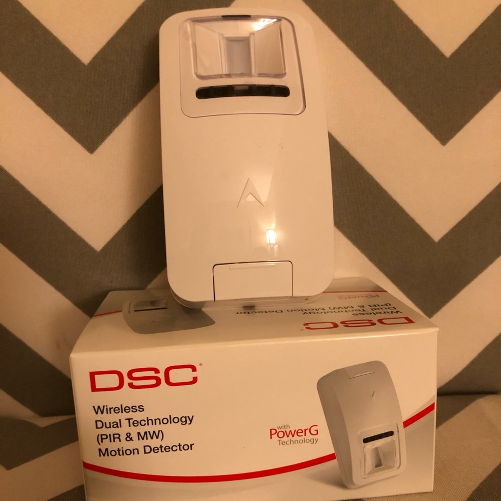 DSC WIRELESS MOTION DETECTOR